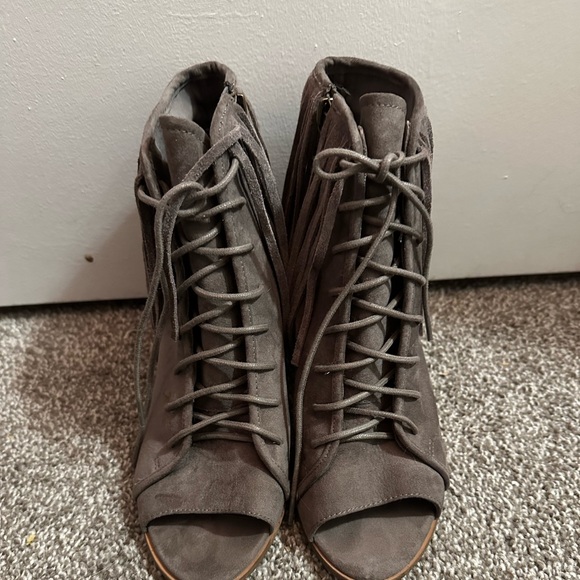Fringe open toe bootie - Picture 1 of 3